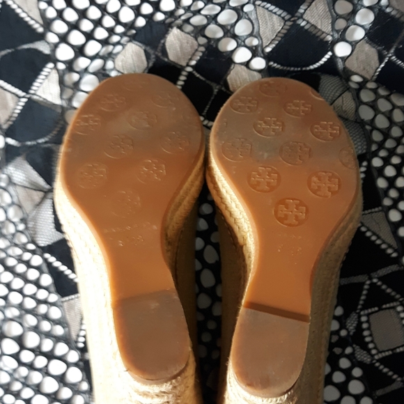 Tory Burch Beige Wedges - Final Price - Picture 5 of 7